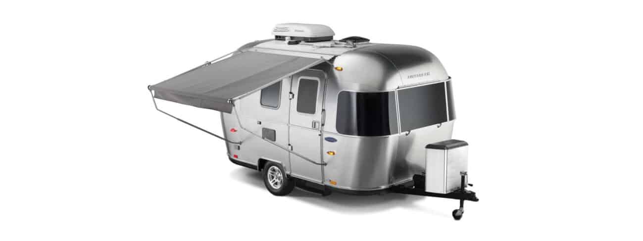 Wohnwagen mit Markise